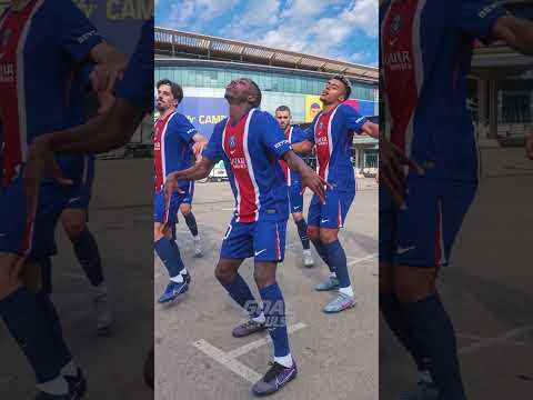 PSG Players Hit the Michael Jackson THRILLER Dance After Beating Barcelona 😂🧟‍♂️🔥 #shorts #mj #ucl