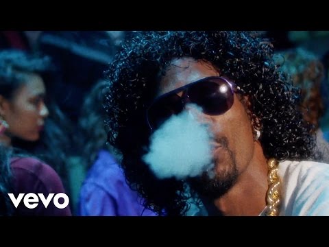 7 Days of Funk - Faden Away (Official Video)