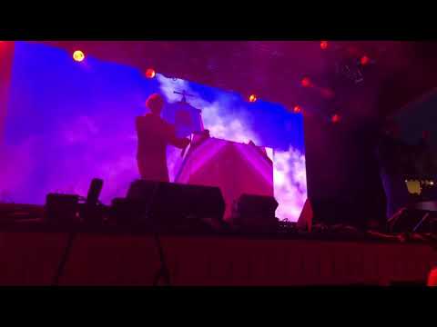 Hov1 - Runaway Bride, Live @ Gröna Lund