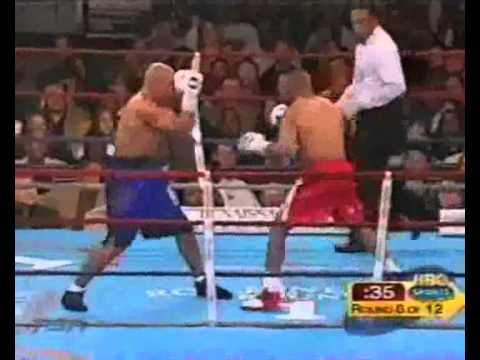 Iron Mike Tyson vs Roy Jones Jr  (Legend vs Legend)
