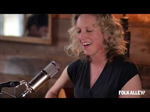 Folk Alley Sessions: Ana Egge - "White Tiger"