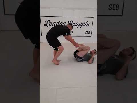 A Style Of Toriando Passing. Insta: gp_judo . #bjj #shorts #nogi #judo #wrestling #gi #sambo #tatami