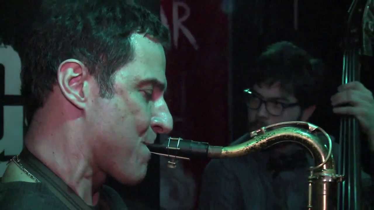 Promotional video thumbnail 5 for Richard Padrón, Guitarist for all occassions