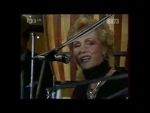 Helena Vondráčková, Jiří Korn, Bezinky - Tak nehraj dál (Don't Bring Me Down) LIVE