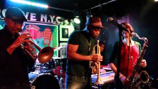 Jack Moon feat. Maurice Brown at Groove