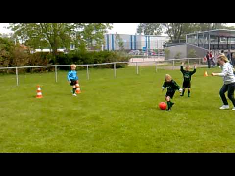 Hollandia T Kabouters strijden tegen moeders - 1