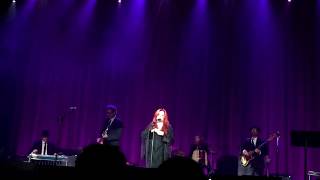 Wynonna Judd pays tribute to Bob Dylan,  sings "Billy #4" (Dylan Fest Nashville, Ryman, 23 May 2017)
