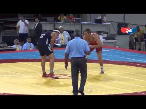 Jr World FS - Snyder (USA) tech. fall Ferdinand (GER), 96 kg semis