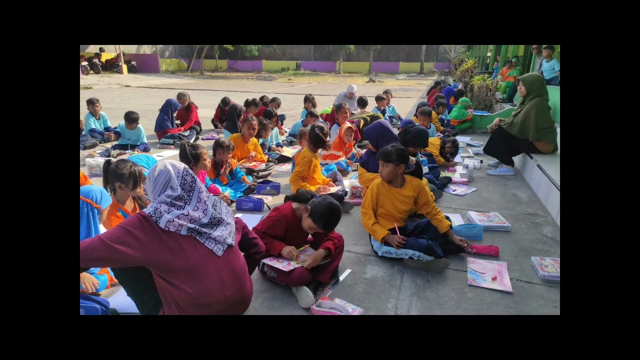 Melatih Kreativitas Siswa dengan menuliskan cita-cita dan doa