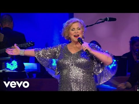 Sandi Patty - Love In Any Language (Live)