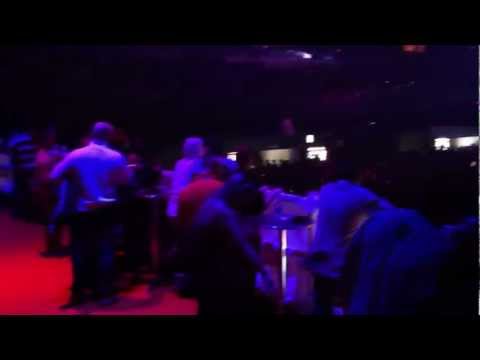 Transmission 2011: Gareth Emery plays Eurythmics - Sweet Dreams vs Arrival (Ashley Wallbridge) (HD)