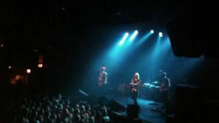 Raveonettes - "Suicide" live in Minneapolis