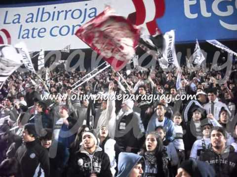 "Hoy te vinimos a ver..." Barra: La Barra 79 &bull; Club: Olimpia