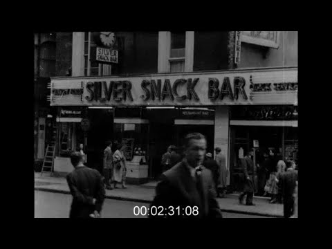 In the Streets of Soho; Dining and Deviants, 1950s - Film 1034965