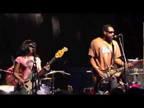 The Dirtbombs "Ode To A Blackman"