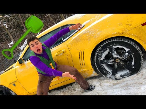 Mr. Joe stuck in Snow on Chevy Camaro VS Red Man with Snow Shovel & Wheels in Snow for Kids Video