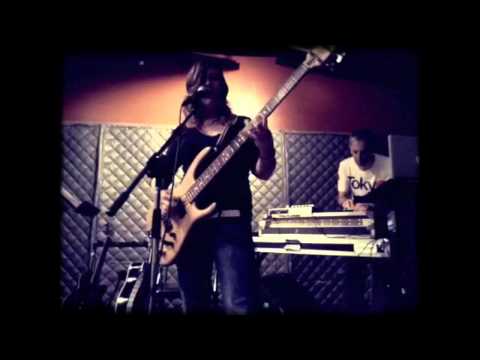 Thumbnail for Luscious Jackson - "Show Us What You Got" Video by Luscious Jackson