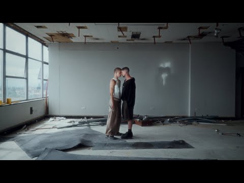 Johann Vera - Aquí Hay Algo (Video Oficial)