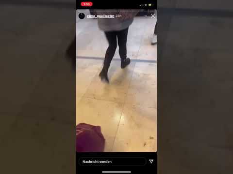 Ramo mit Massiv am Block Videodreh