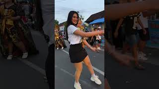 Download lagu dancer cantik goyang hot 😍 #dj #karnavalparty #soundhoreg #remix #shorts mp3