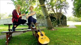 Wallis Bird Performs 'Daze' Live