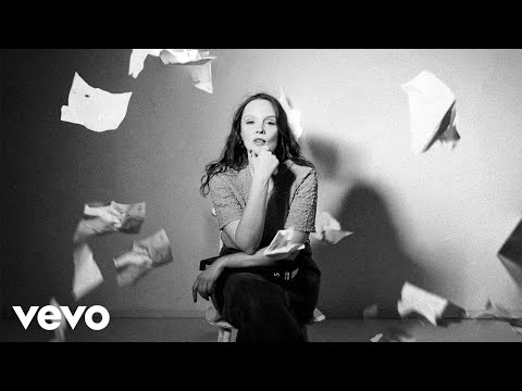 Titta - Muistelmat (Lyric Video)