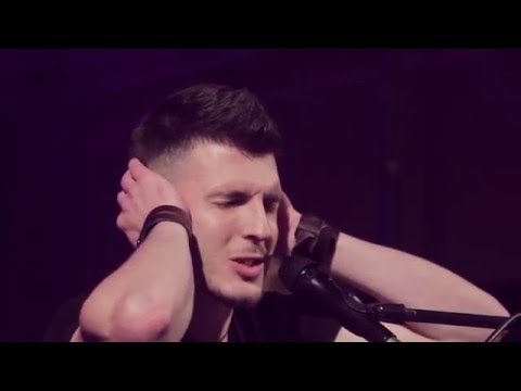Adam Bubik - ADAM BUBÍK acoustic - Milostí spasený (OFFICIAL LIVE VIDEO)