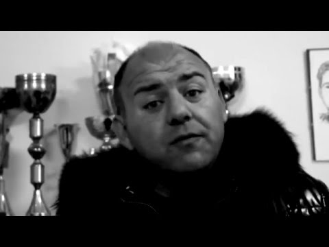 Un Natale Diverso  " Artisti Vari  "   Regia. Enzo De Vito  Official Video