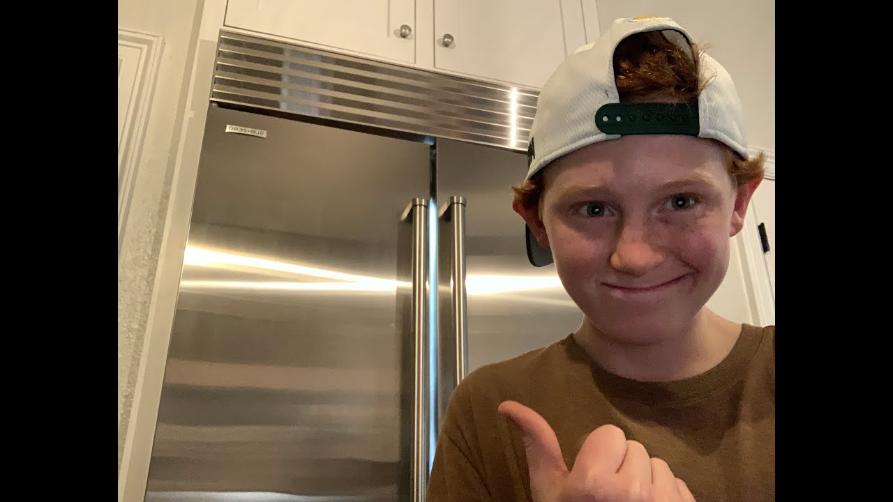 A smart fridge...with cameras!? thumbnail