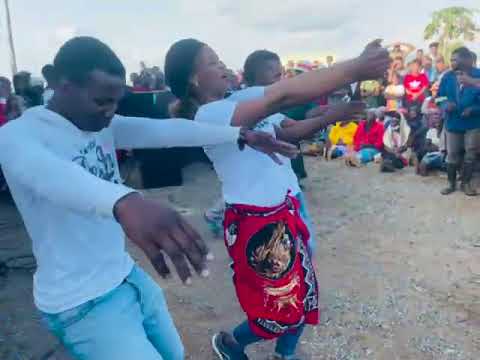 Umkhokheli laZwide Myekeni ahambe (Hon.Gawzelas wife)
