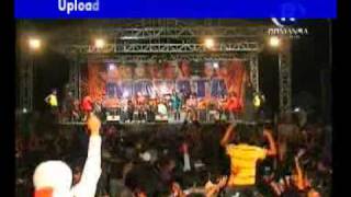 Download lagu Monata - Ojo Njaluk Pegat.flv mp3