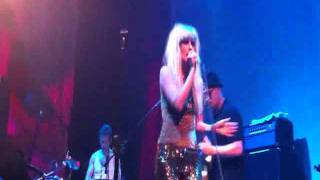The Asteroids Galaxy Tour: Satellite (Live in Chile)