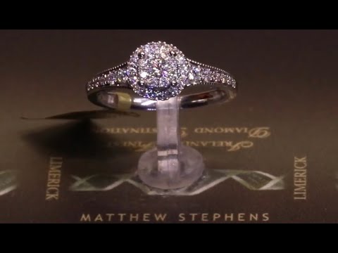 #53984 | T0.53ct | Round Brilliant Halo Cluster Diamond Engagement Ring | Set in 18ct White Gold