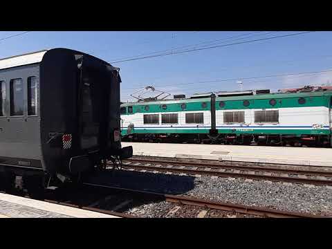 E656.294 IC 1524 Siracusa - Roma Termini. Stazione di Acireale .