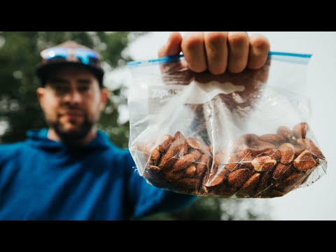 EASY BACKPACKING FOOD - what I bring to STAY FULL