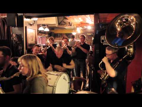 Mardi Gras in New Orleans - NEON SAINTS Brass Band