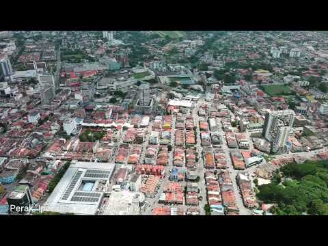Parque Ipoh DR e vista para a cidade.