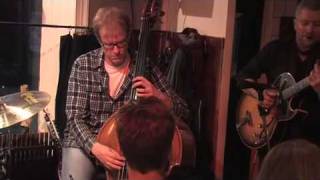 Groovy Jazzguitar Peter Almqvist Trio - I'm Old Fashioned