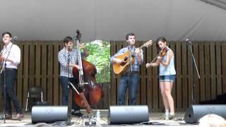 Mipso &quot;Honey Bee&quot; (new song), 5/10/14, Cary