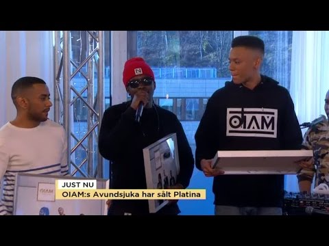 OIAM: "Helt magiskt att en låt vi ville skrota nu blivit en storhit" - Nyhetsmorgon (TV4)