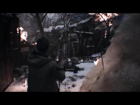 Guide to surviving the Lycan attack in RE8 village of shadows diff