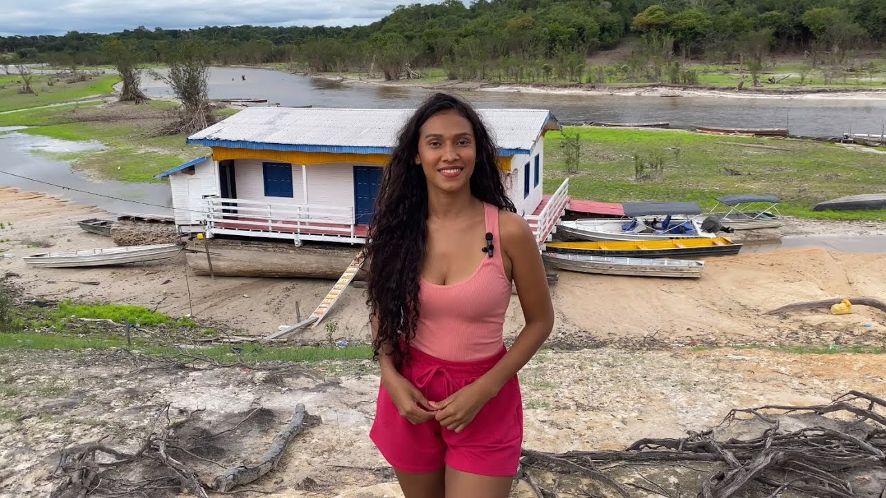 How is traveling to MANAUS in the dry season in AMAZONAS