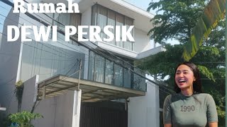 Download lagu Rumah Artis Dewi Persik di Jakarta Selatan mp3 Download lagu Rumah Artis Dewi Persik di Jakarta Selatan mp3