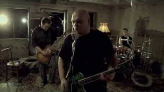 Futile - Dance of the scarecrow