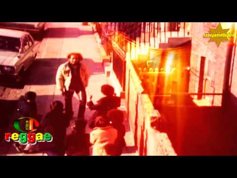 BRAND NEW 2011-Marcia Griffiths Feat. Queen Ifrica - Round And Round [ Music Video].mp4
