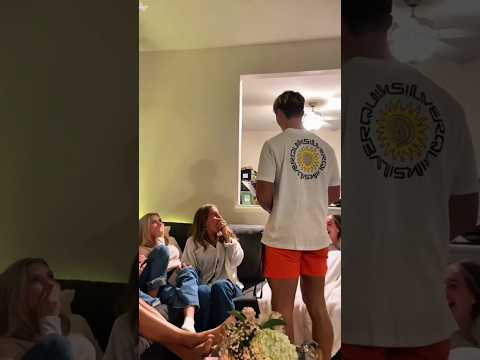 couples surprise we miss our love #surprise #surprisegift