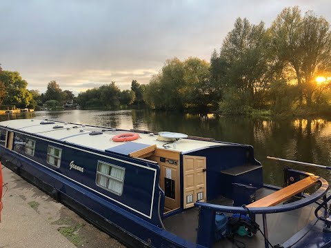 Widebeam boat Geanna Handover. Myrivercruising Boating Holidays On The Thames
