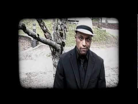 moe2mee - EWIG (prod. by Provo)