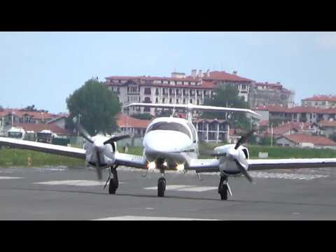 Diamond DA62 (F-HLRA) RW04 take-off San Sebastian airport (EAS/LESO)