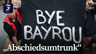 Franzosen feiern nach verlorener Vertrauensfrage von Premier Bayrou